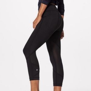 Lululemon Black Logo Pace Rival 22" Mesh Crop Leggings Running Tights ~ Size 4